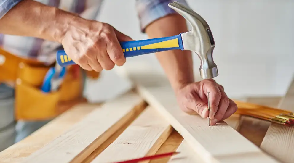 professional carpenters in Abu Dhabi