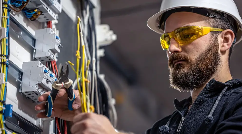 electrical services in Abu Dhabi